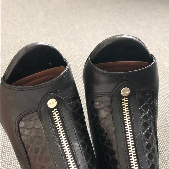 Vince Camuto Booties - Picture 9 of 9